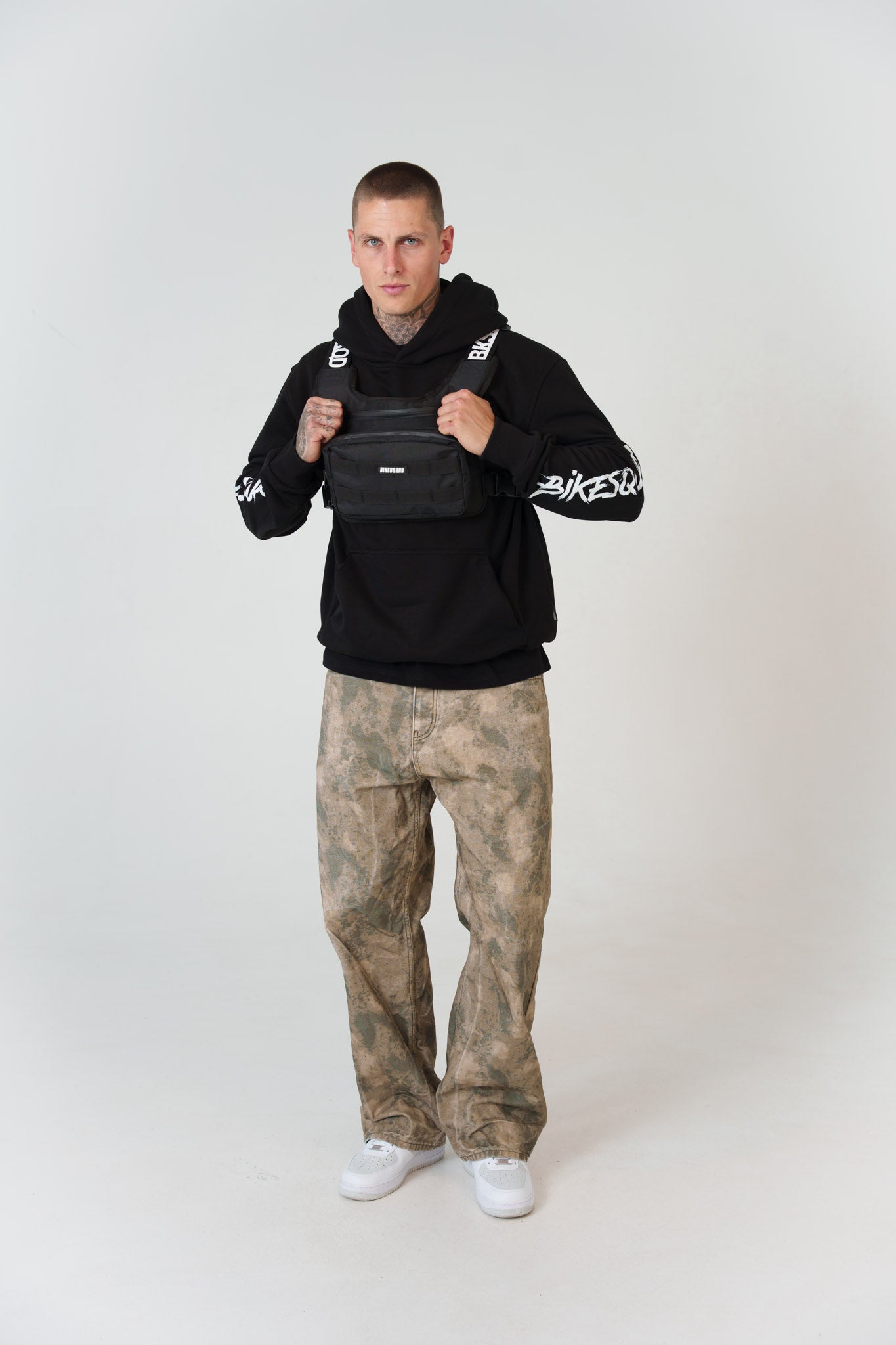 CHEST RIG