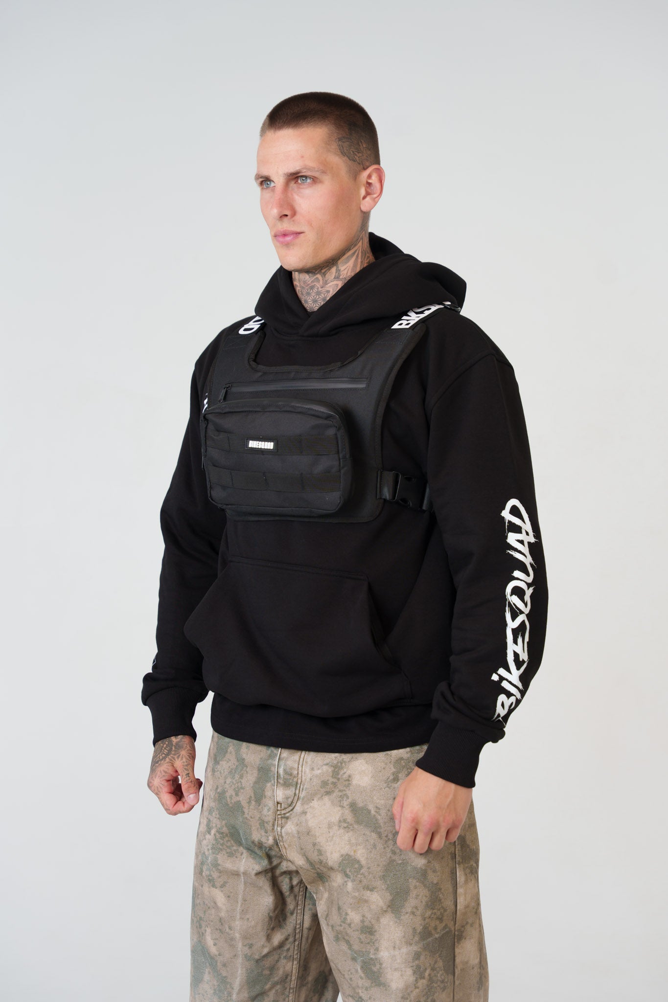 CHEST RIG